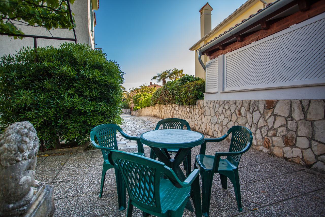 Villa Vosilla Apartments Cres Eksteriør bilde